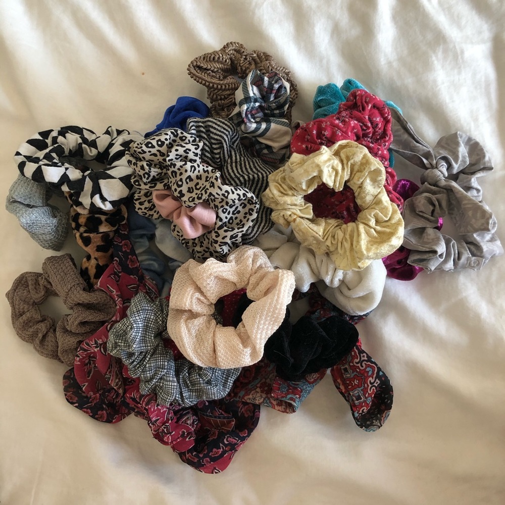 SCRUNCHIE BUNDLE!
